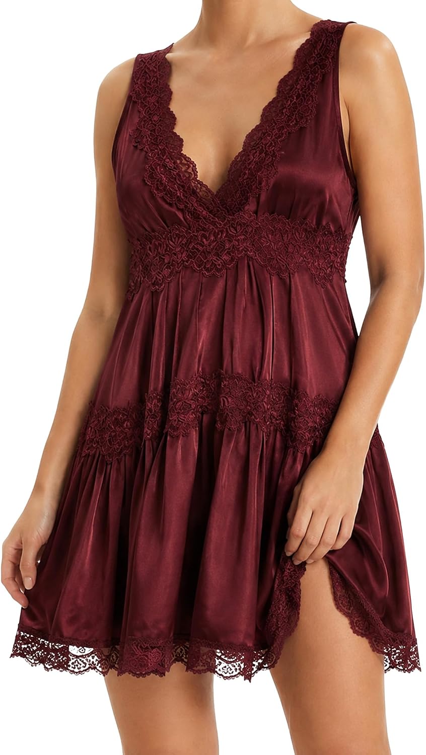 Minivestido de encaje con escote profundo